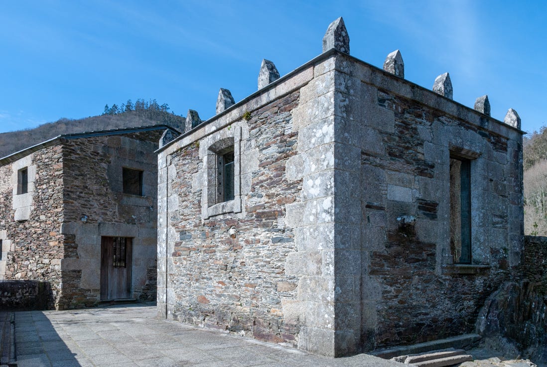 Visita el Monasterio de San Juan de Caaveiro