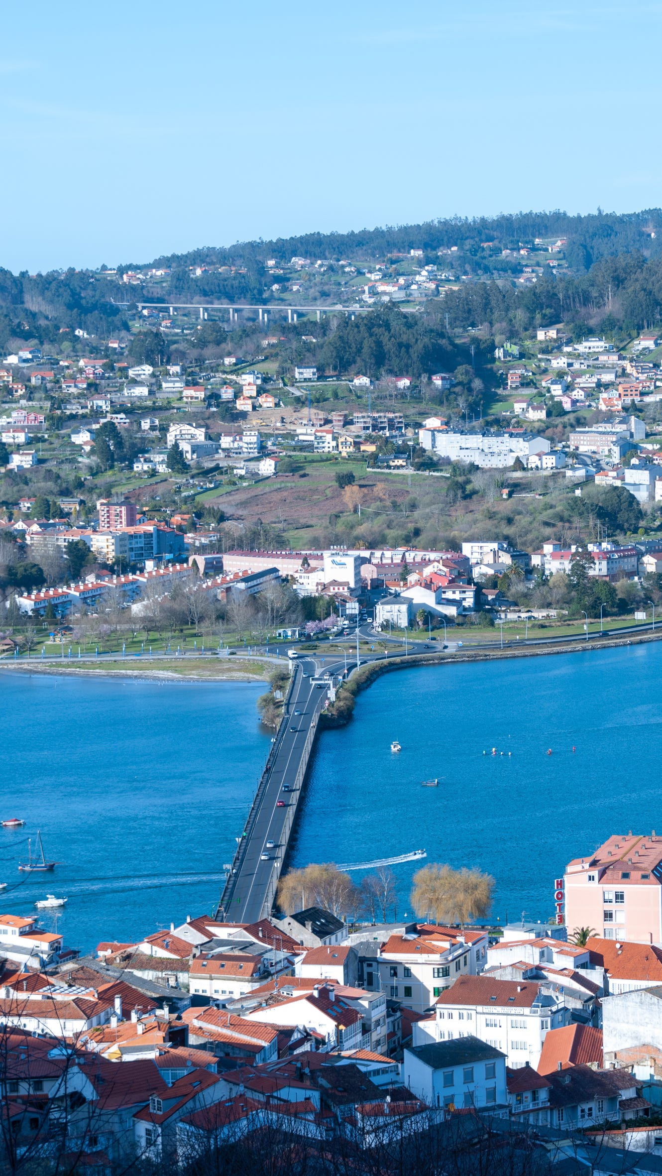 Puente que da nombre a la villa.